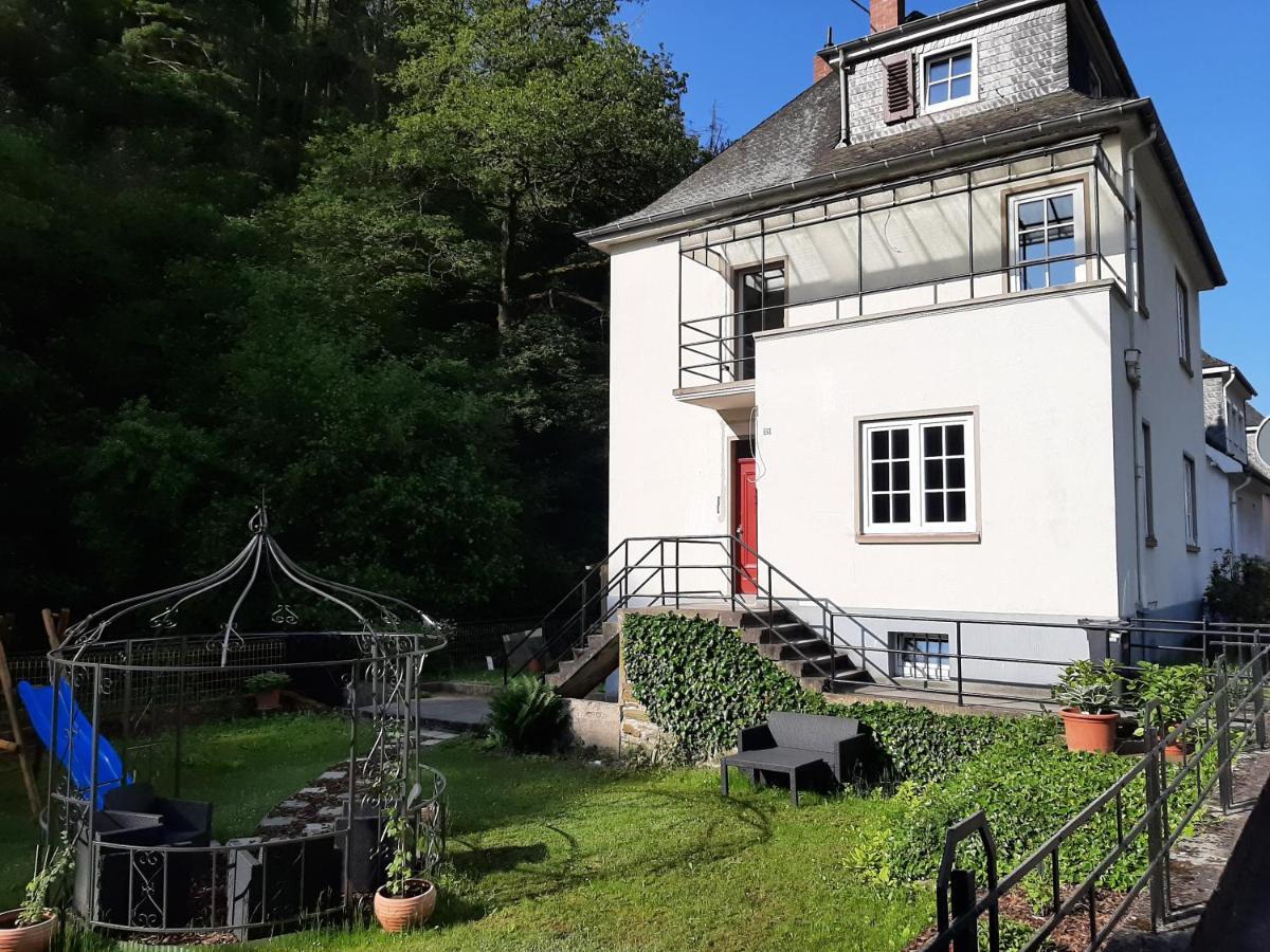 Art Deco Villa Bacharach Bagian luar foto